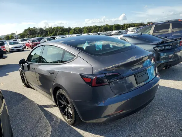 5YJ3E1EAXPF646504 2023 TESLA MODEL 3 - Image 2