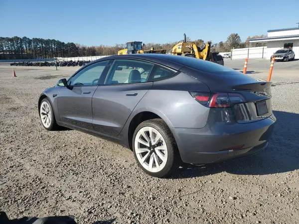 5YJ3E1EAXPF646888 2023 TESLA MODEL 3 - Image 2