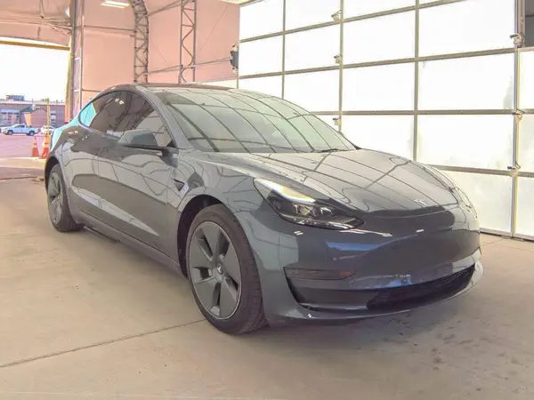 5YJ3E1EAXPF647216 2023 TESLA MODEL 3
