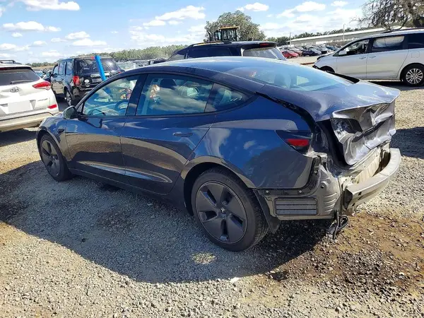 5YJ3E1EAXPF652691 2023 TESLA MODEL 3 - Image 2