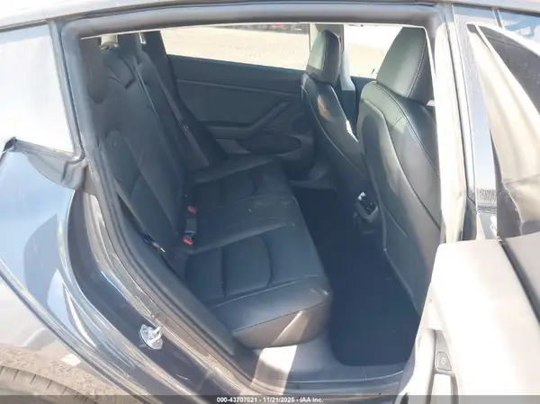 5YJ3E1EAXPF653792 2023 TESLA MODEL 3 - Image 8