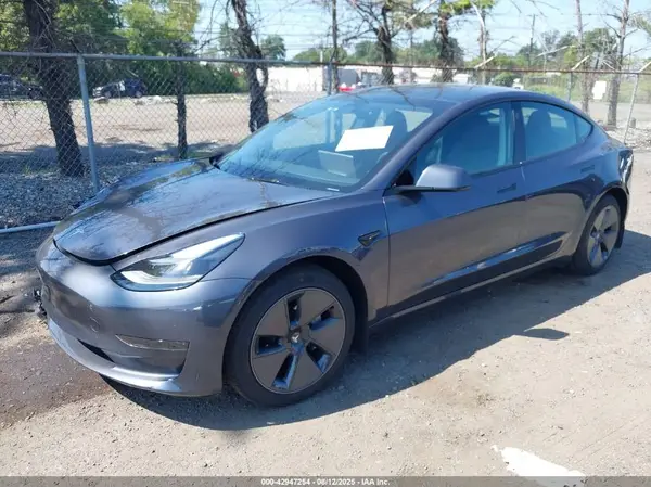 5YJ3E1EAXPF654411 2023 TESLA MODEL 3 - Image 2