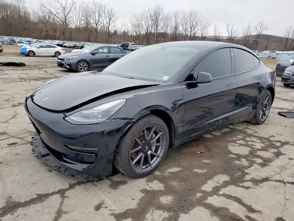 5YJ3E1EAXPF655817 2023 TESLA MODEL 3 - Image 1