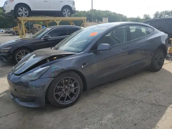 5YJ3E1EAXPF656692 2023 TESLA MODEL 3 - Image 1