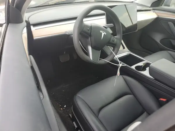 5YJ3E1EAXPF656692 2023 TESLA MODEL 3 - Image 8