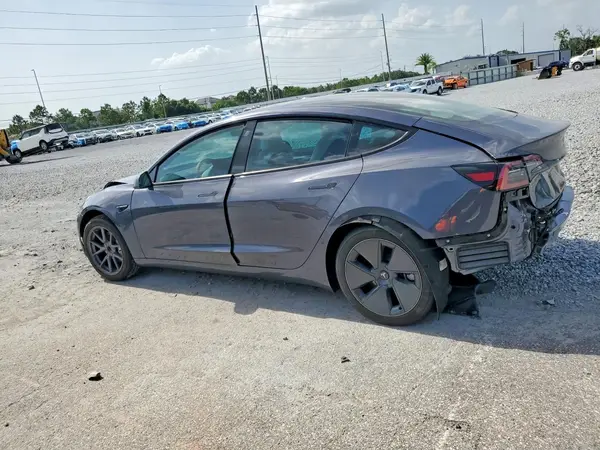 5YJ3E1EAXPF656739 2023 TESLA MODEL 3 - Image 2