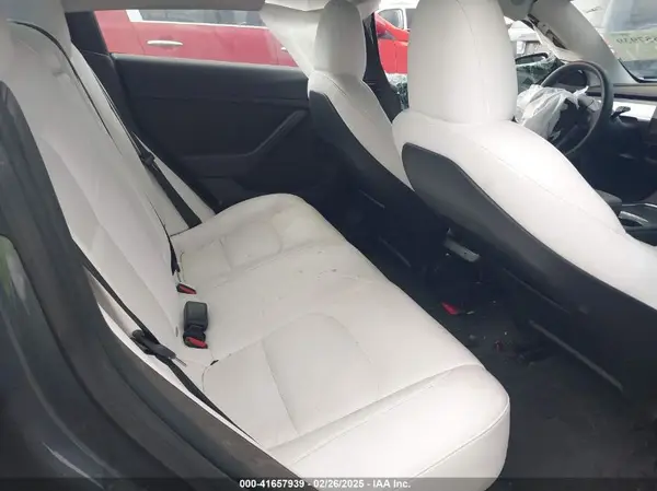 5YJ3E1EAXPF658040 2023 TESLA MODEL 3 - Image 8