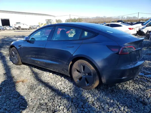 5YJ3E1EAXPF665540 2023 TESLA MODEL 3 - Image 2