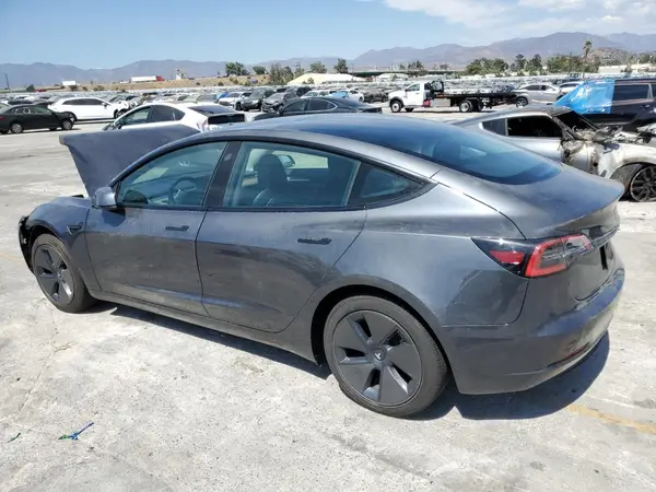 5YJ3E1EAXPF666056 2023 TESLA MODEL 3 - Image 2