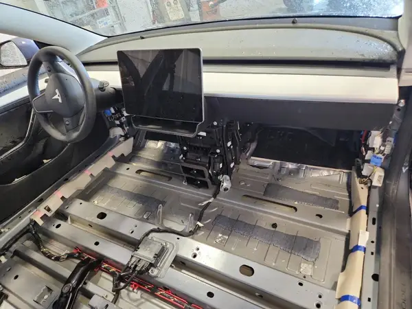 5YJ3E1EAXPF668986 2023 TESLA MODEL 3 - Image 8