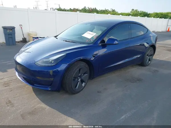 5YJ3E1EAXPF669703 2023 TESLA MODEL 3 - Image 2