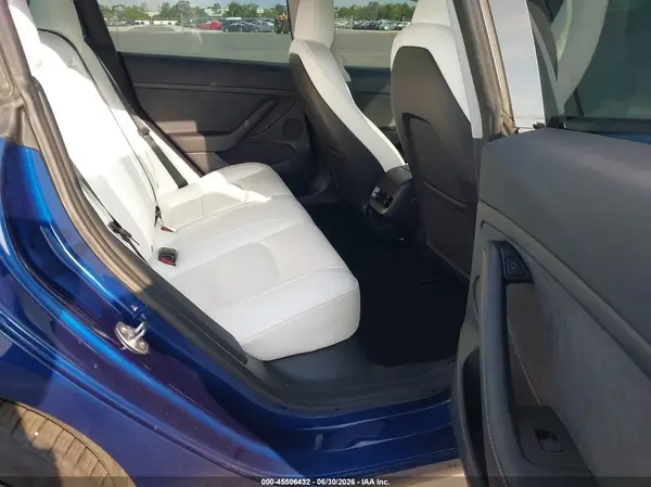5YJ3E1EAXPF669703 2023 TESLA MODEL 3 - Image 8