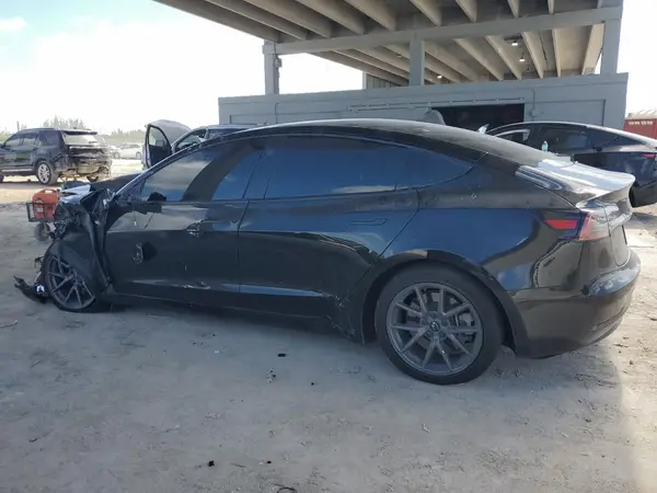 5YJ3E1EAXPF670348 2023 TESLA MODEL 3 - Image 2