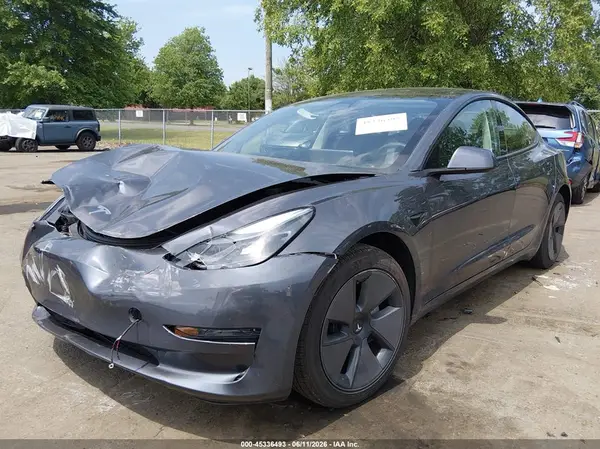 5YJ3E1EAXPF676814 2023 TESLA MODEL 3 - Image 2