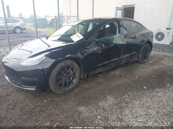 5YJ3E1EAXPF678417 2023 TESLA MODEL 3 - Image 2