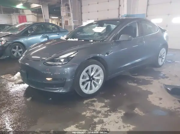 5YJ3E1EAXPF679096 2023 TESLA MODEL 3 - Image 2