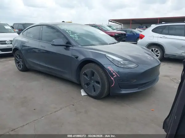 5YJ3E1EAXPF679163 2023 TESLA MODEL 3 - Image 1