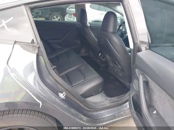 5YJ3E1EAXPF679163 2023 TESLA MODEL 3 - Image 8