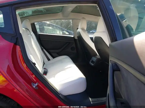5YJ3E1EAXPF681205 2023 TESLA MODEL 3 - Image 8
