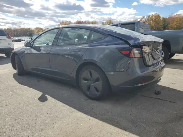 5YJ3E1EAXPF681690 2023 TESLA MODEL 3 - Image 2
