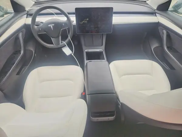 5YJ3E1EAXPF682063 2023 TESLA MODEL 3 - Image 8