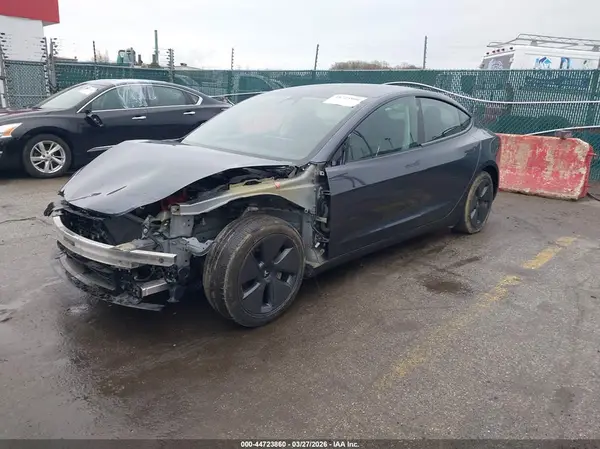 5YJ3E1EAXPF684475 2023 TESLA MODEL 3 - Image 2