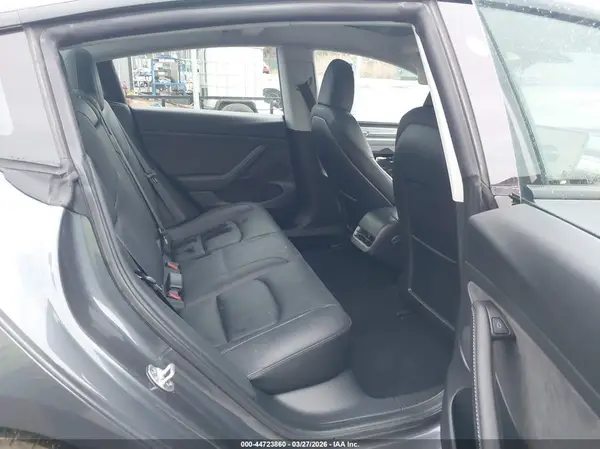 5YJ3E1EAXPF684475 2023 TESLA MODEL 3 - Image 8