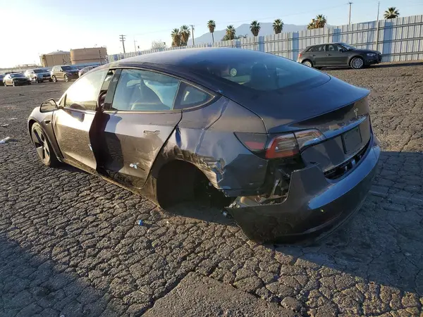 5YJ3E1EAXPF687277 2023 TESLA MODEL 3 - Image 2