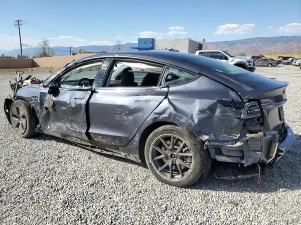5YJ3E1EAXPF689448 2023 TESLA MODEL 3 - Image 2