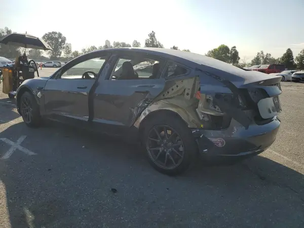 5YJ3E1EAXPF689529 2023 TESLA MODEL 3 - Image 2