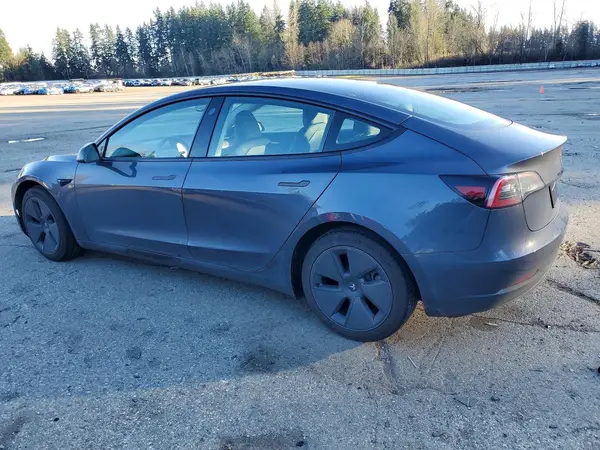 5YJ3E1EAXPF699560 2023 TESLA MODEL 3 - Image 2