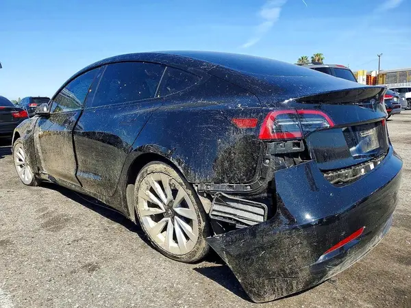 5YJ3E1EAXPF705244 2023 TESLA MODEL 3 - Image 2