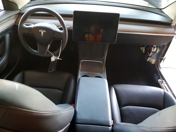5YJ3E1EAXPF707074 2023 TESLA MODEL 3 - Image 8