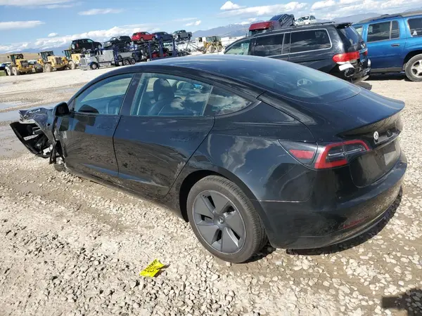 5YJ3E1EAXPF708001 2023 TESLA MODEL 3 - Image 2