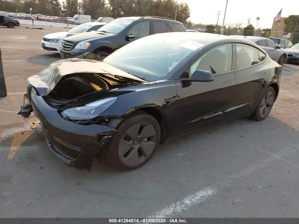 5YJ3E1EAXPF708208 2023 TESLA MODEL 3 - Image 2