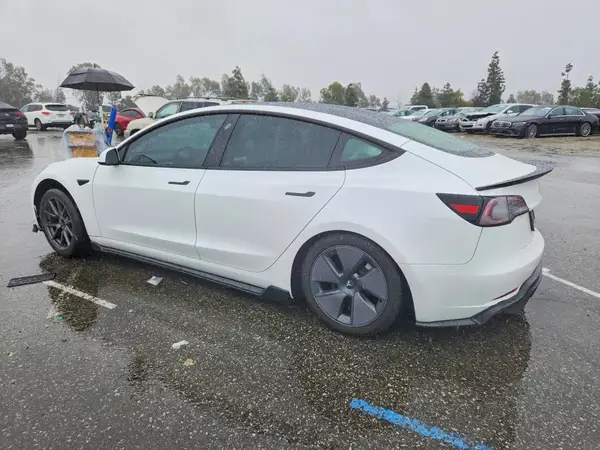5YJ3E1EAXPF711142 2023 TESLA MODEL 3 - Image 2