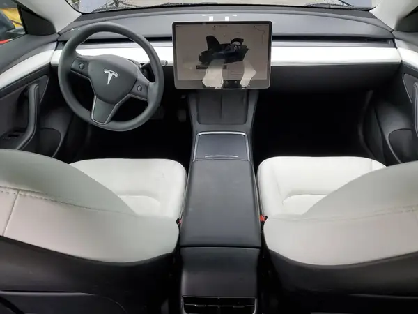 5YJ3E1EAXPF711884 2023 TESLA MODEL 3 - Image 8