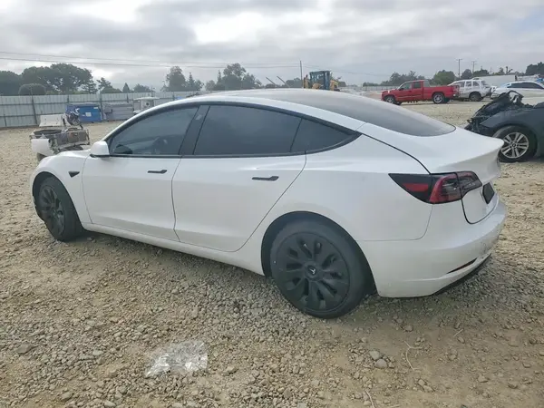5YJ3E1EAXPF712503 2023 TESLA MODEL 3 - Image 2