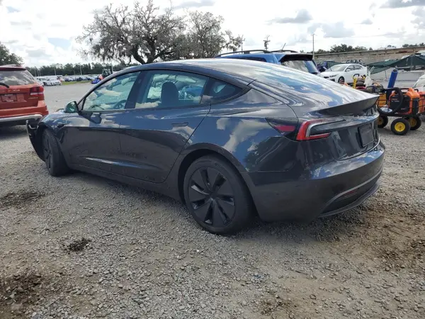 5YJ3E1EAXRF717526 2024 TESLA MODEL 3 - Image 2
