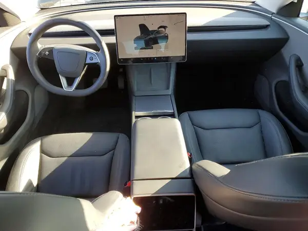 5YJ3E1EAXRF727442 2024 TESLA MODEL 3 - Image 8