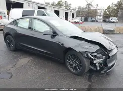 5YJ3E1EAXRF729675 2024 TESLA MODEL 3