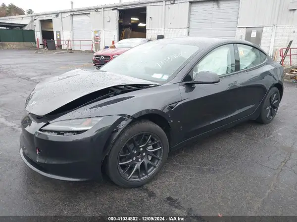 5YJ3E1EAXRF729675 2024 TESLA MODEL 3 - Image 2