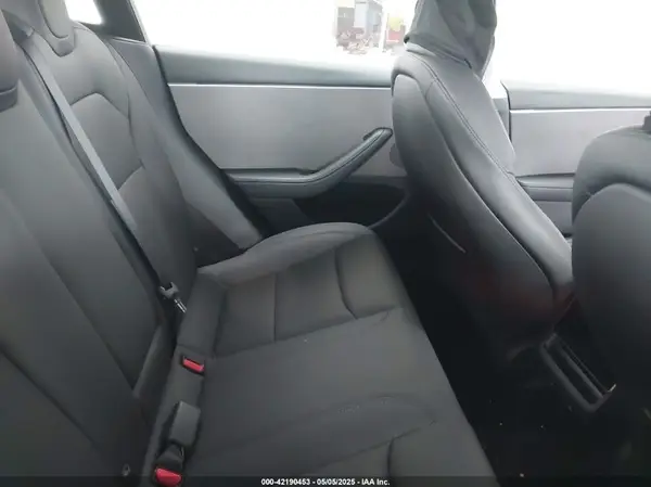 5YJ3E1EAXRF732804 2024 TESLA MODEL 3 - Image 8