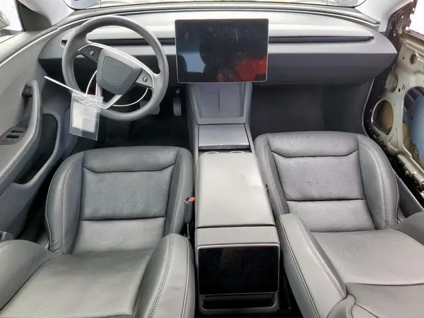 5YJ3E1EAXRF733287 2024 TESLA MODEL 3 - Image 8