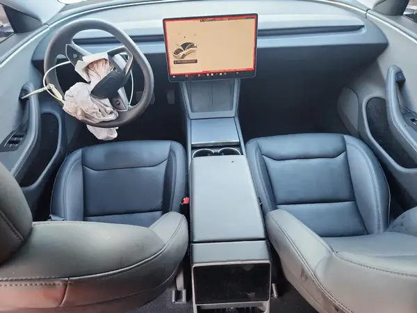 5YJ3E1EAXRF733533 2024 TESLA MODEL 3 - Image 8