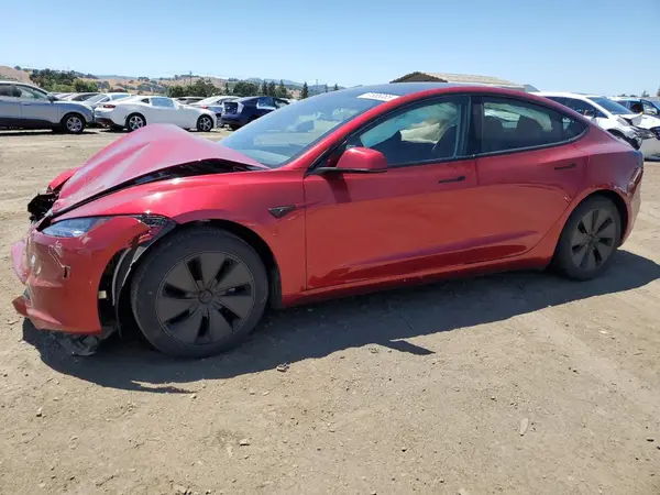 5YJ3E1EAXRF738294 2024 TESLA MODEL 3 - Image 1