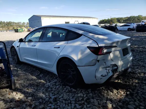 5YJ3E1EAXRF740109 2024 TESLA MODEL 3 - Image 2