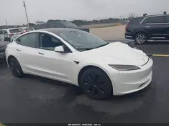 5YJ3E1EAXRF740594 2024 TESLA MODEL 3