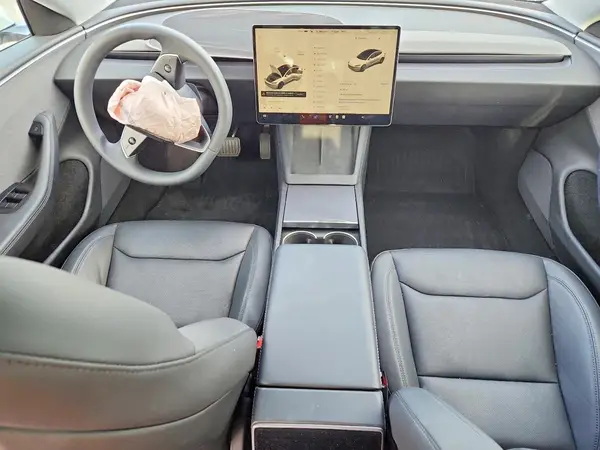 5YJ3E1EAXRF743589 2024 TESLA MODEL 3 - Image 8