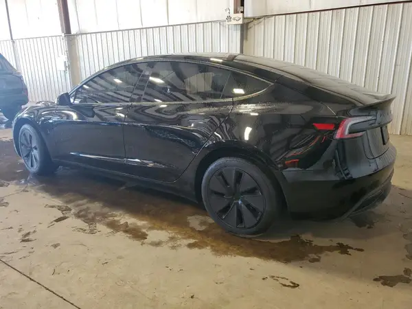 5YJ3E1EAXRF746962 2024 TESLA MODEL 3 - Image 2